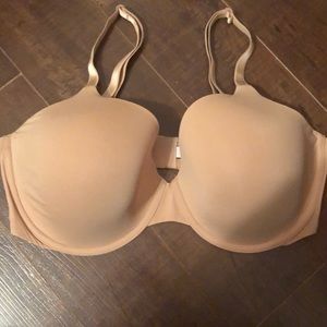 Victoria’s Secret T-shirt bra